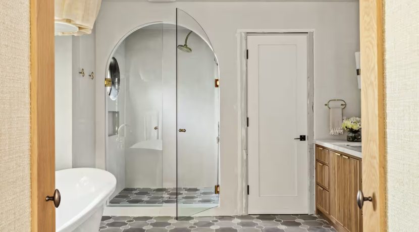 Bath 1.1
