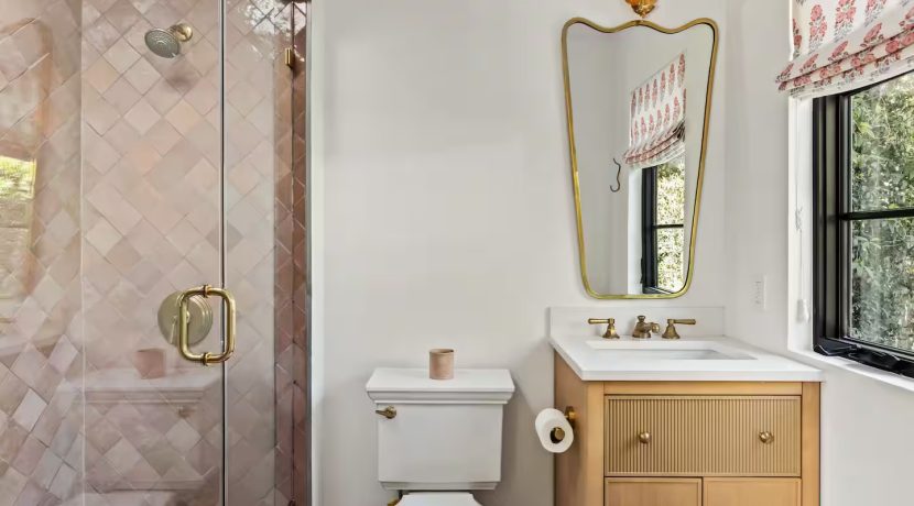 Bathroom 3.1