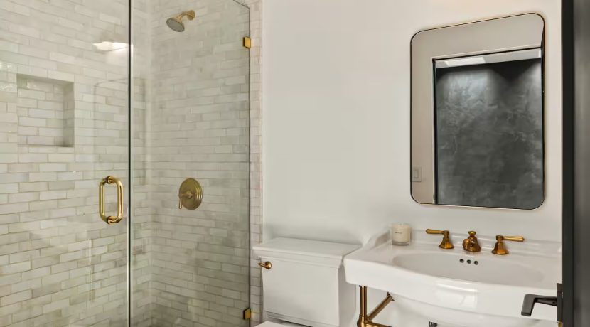 Bathroom 5.1