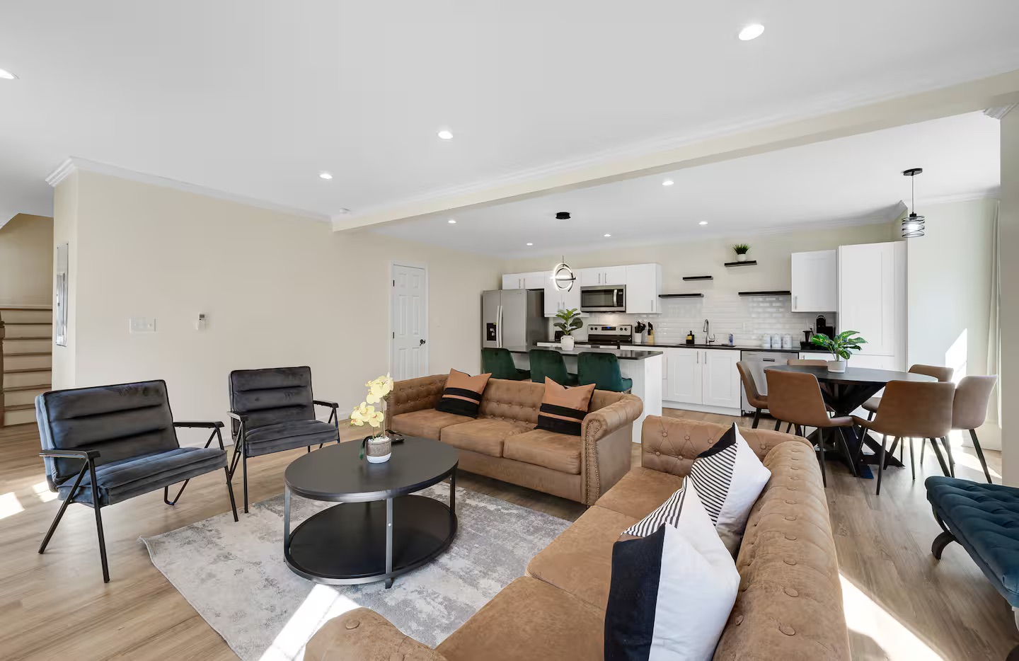 5 Bed Townhome in Bloomfield